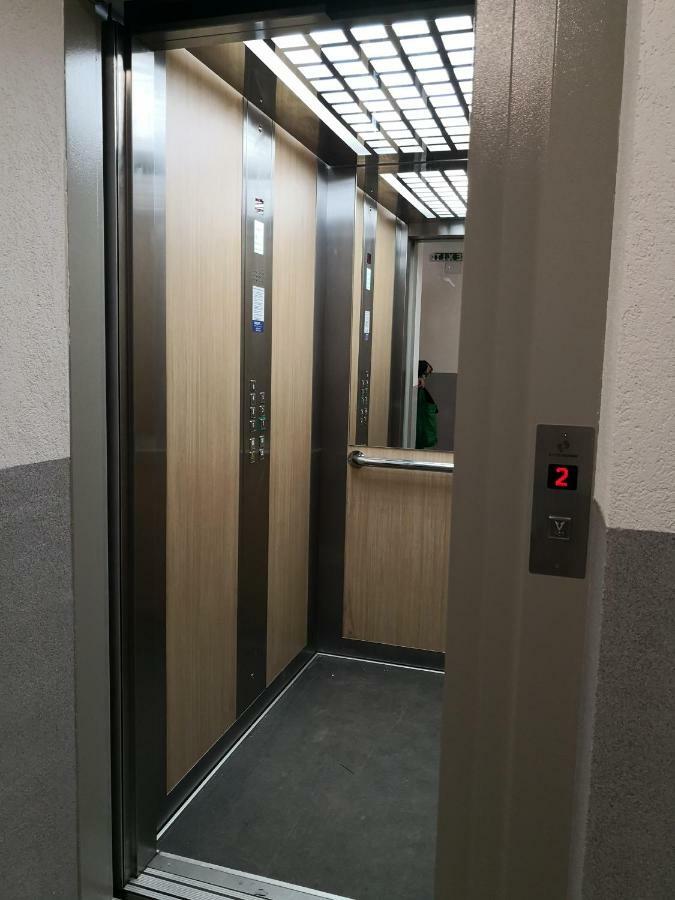 Apartman Gaga Lukavica Extérieur photo