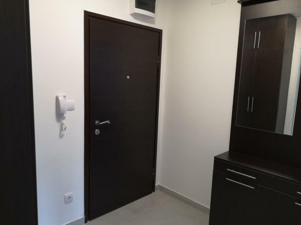 Apartman Gaga Lukavica Extérieur photo